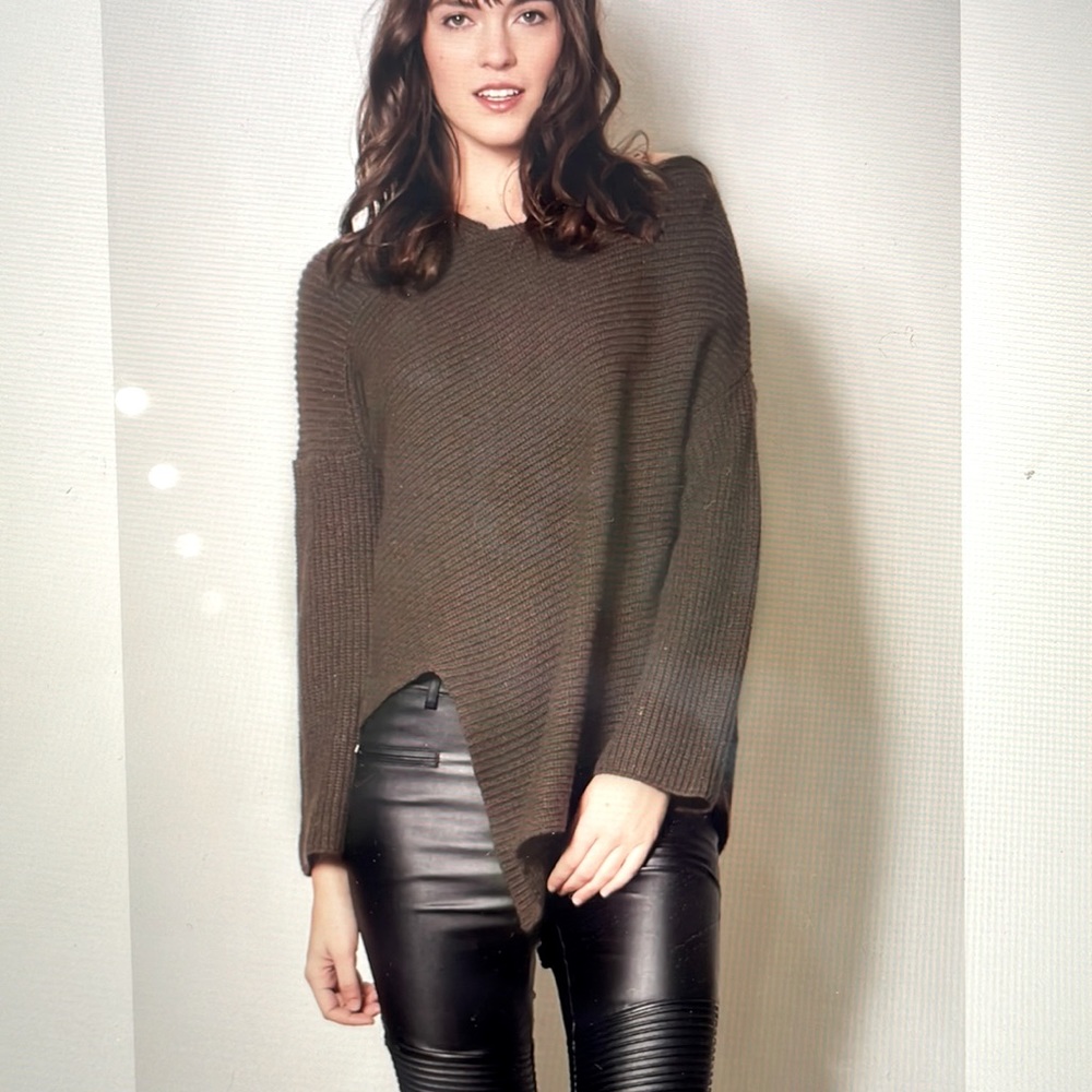 PINK MARTINI RIGHT THIS WAY SWEATER